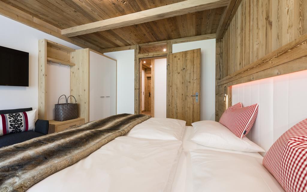 Aurina Lodges Lutago Exteriör bild