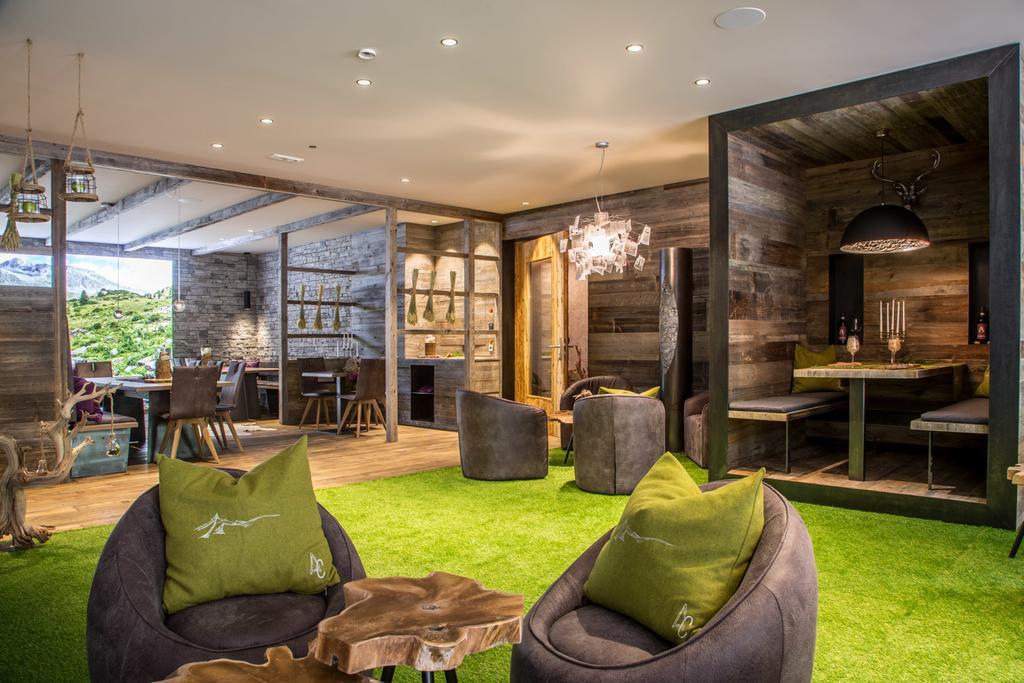 Aurina Lodges Lutago Exteriör bild